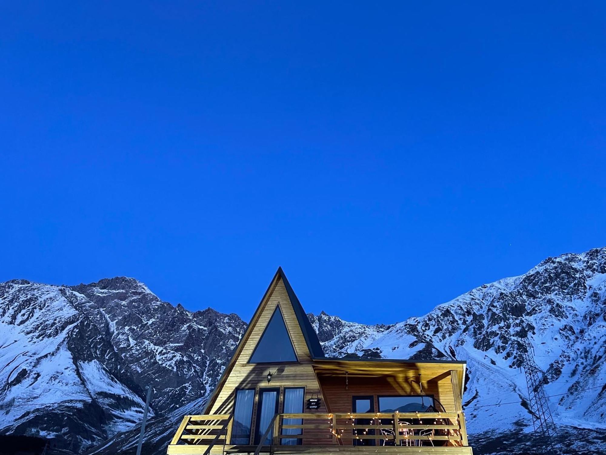 Memory Hut_Kazbegi Stepantsminda Exterior foto