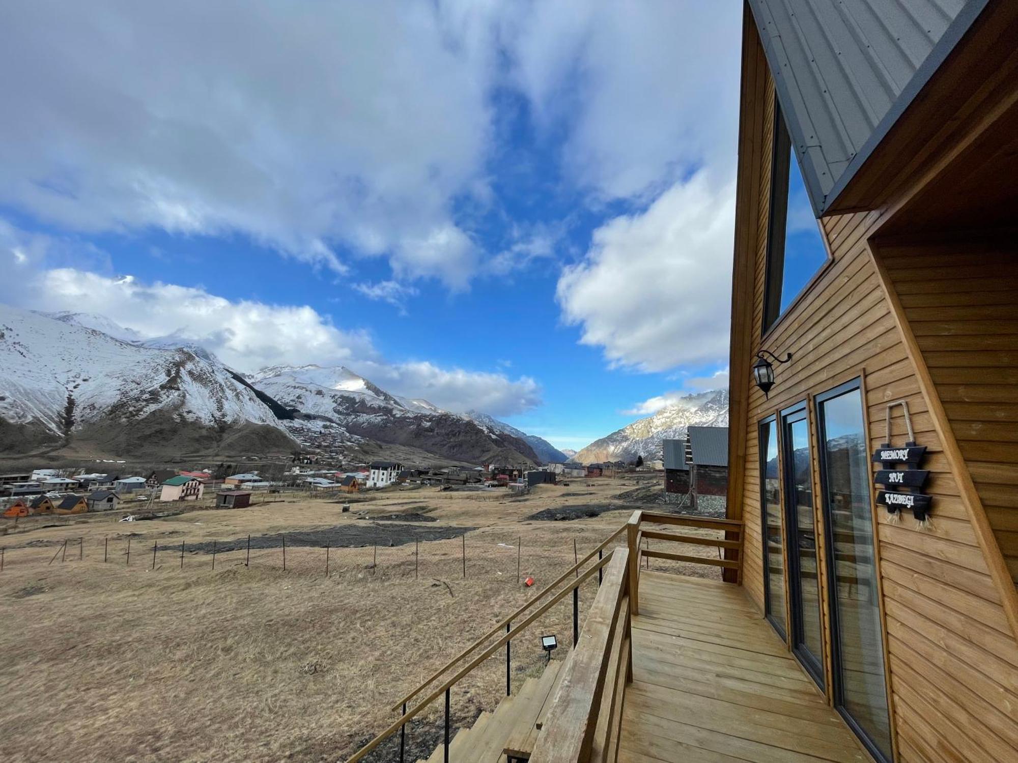 Memory Hut_Kazbegi Stepantsminda Exterior foto